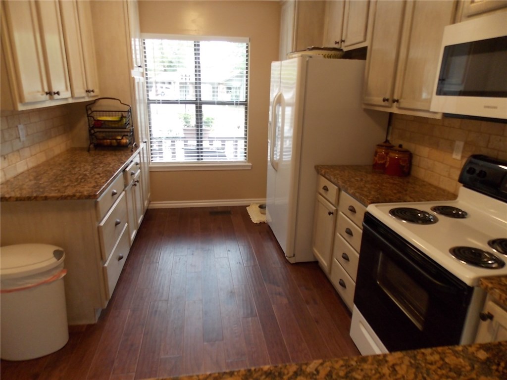 Metfield Courts Bvv - Residential