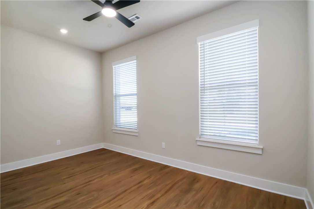 Paradise Park Sub Centerton - Residential Lease