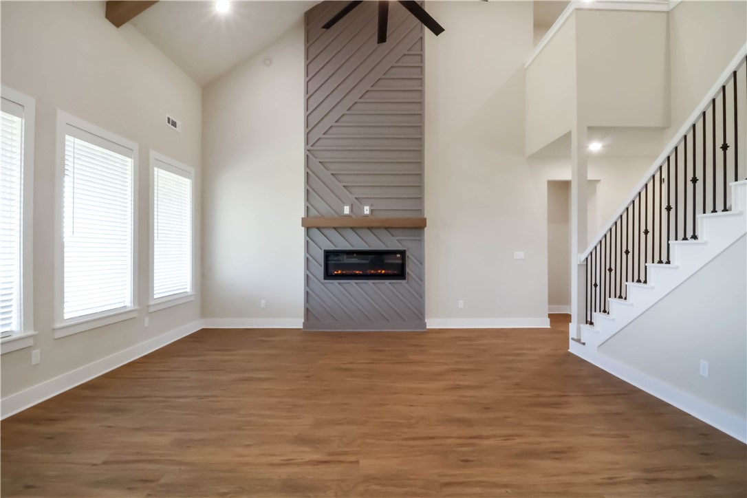 Paradise Park Sub Centerton - Residential Lease