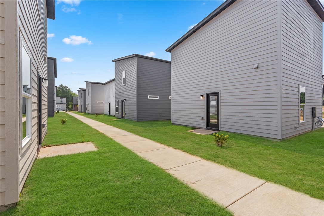 FEATHERSTON VILLAGE PH 1-CENTERTON - Residential