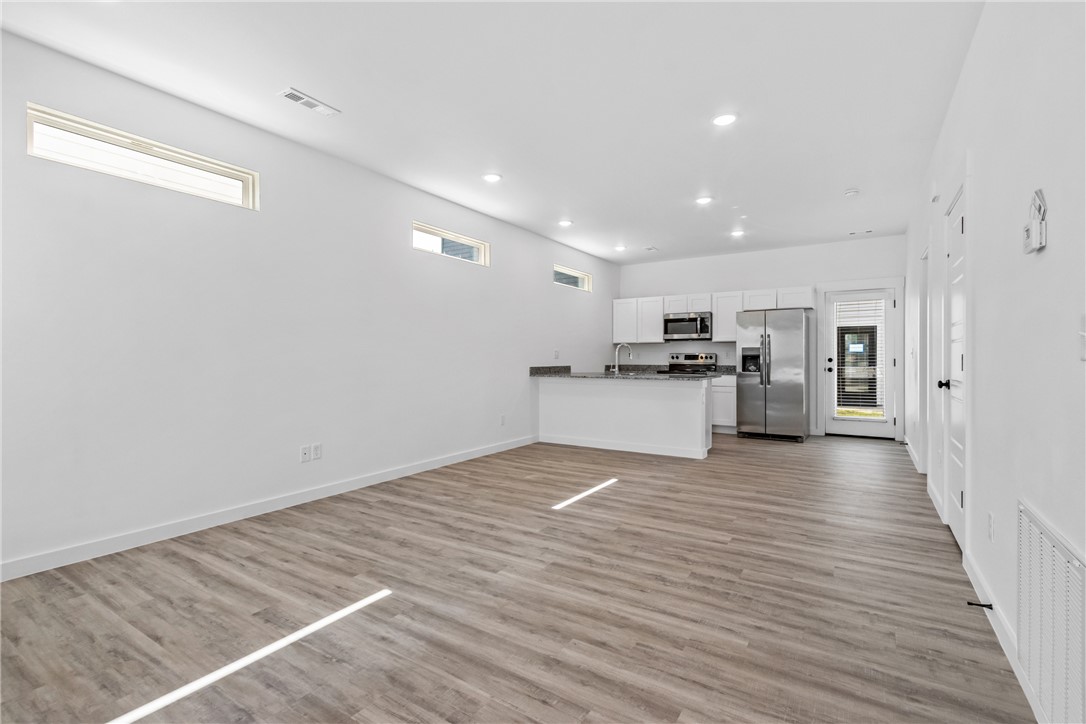 FEATHERSTON VILLAGE PH 1-CENTERTON - Residential