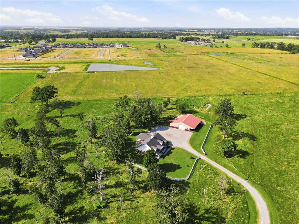 06-19-31-CENTERTON - Residential