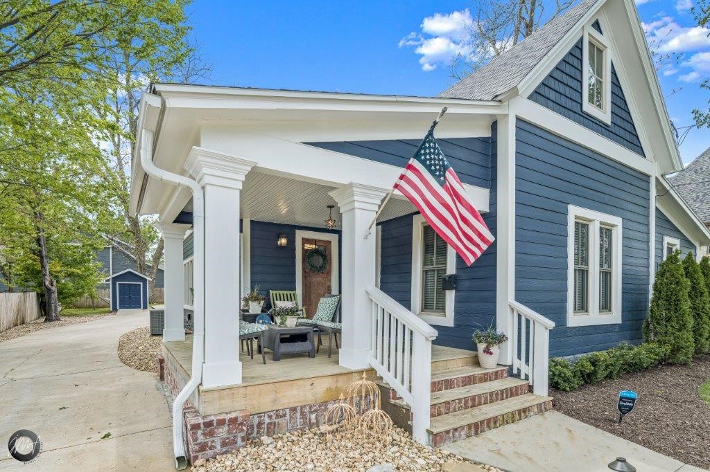 Historic Downtown Bentonville Stunner w/turn key Airbnb! Prime location off SW A & few blocks from Central Ave & Square.  Home sits on large .31 acre lot. Total sqft 3832 (main house is 3232sf, guest house is 600sf 2 bed/1 bath w/open layout & private yard) Completely remodeled w/amazing details throughout incl. original pine wood floors from 1921 & original doors & built-ins. Living room features painted brick decorative fireplace & large picture windows. Large formal dining space, perfect for entertaining. Kitchen features a quaint nook for breakfast area & morning coffee spot. Large mud room/ work from home space has abundant storage and leads out to the beautiful and large backyard complete with privacy fence, large patio, and brick grill. Master suite has WIC & large attached bath w/walk in shower. Guest bed on main level along w/guest bath. Additional living space on main leads to second level. Massive bonus room upstairs along w/two guests beds & guest bath w/double vanity.