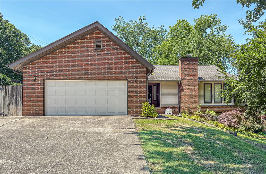Move-in ready 3 bedroom, 3 bath home in town with a partially finished basement and golf cart garage, perfectly situated on the 17th green with beautiful golf course views. This well-maintained home features vaulted ceilings along with a new roof, gutters, and garage door installed in 2025. Enjoy a short golf cart ride to the Harrison Country Club, featuring golf, dining, swimming pool, and social amenities. Spacious living areas, comfortable bedrooms, and flexible basement space make this home ideal for entertaining, hobbies, or additional storage. A rare opportunity to enjoy comfort, convenience, and country club living all in one.