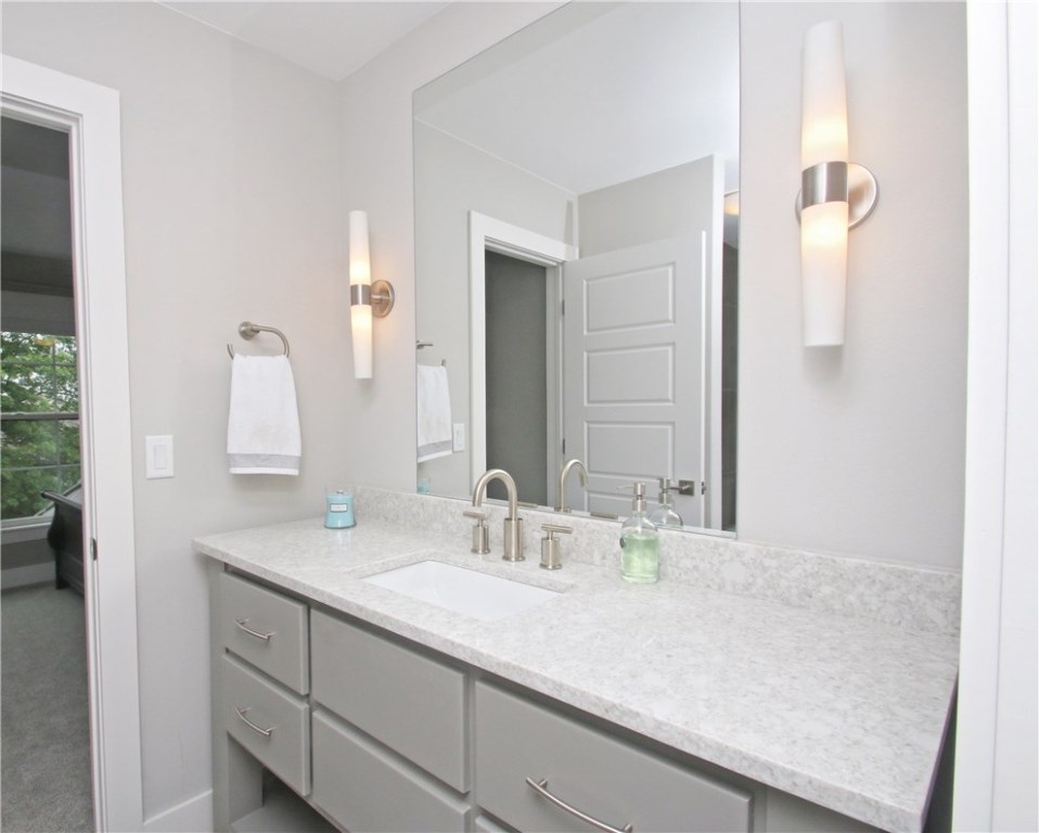 Pinnacle Golf & Cc Rogers - Residential