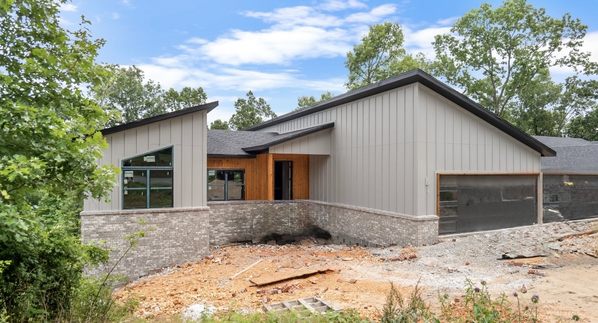 AVONDALE SUB 2-BVV - Residential