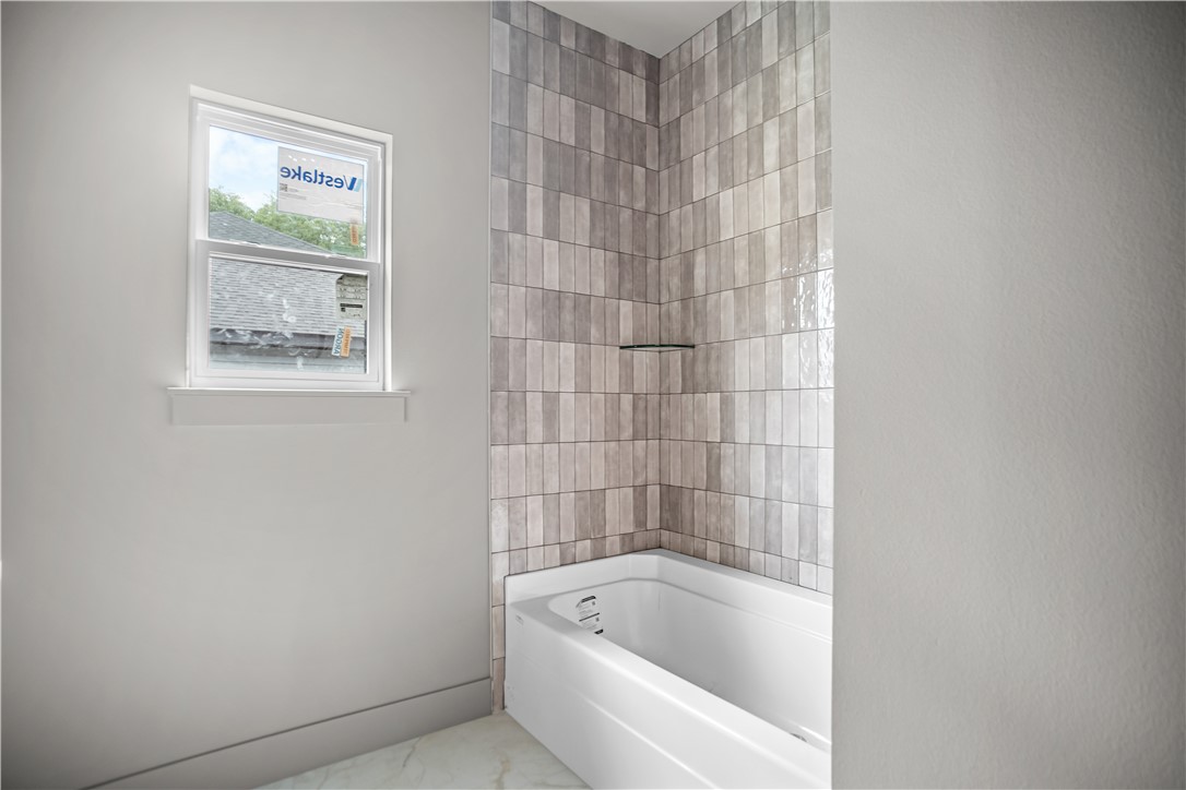 AVONDALE SUB 2-BVV - Residential