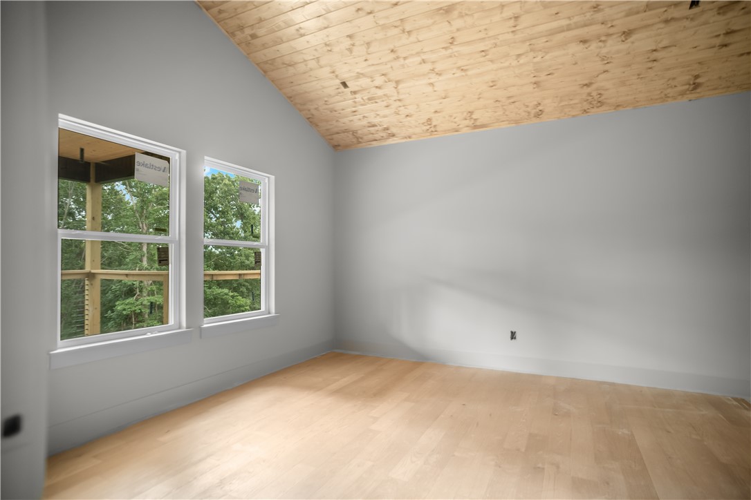 AVONDALE SUB 2-BVV - Residential