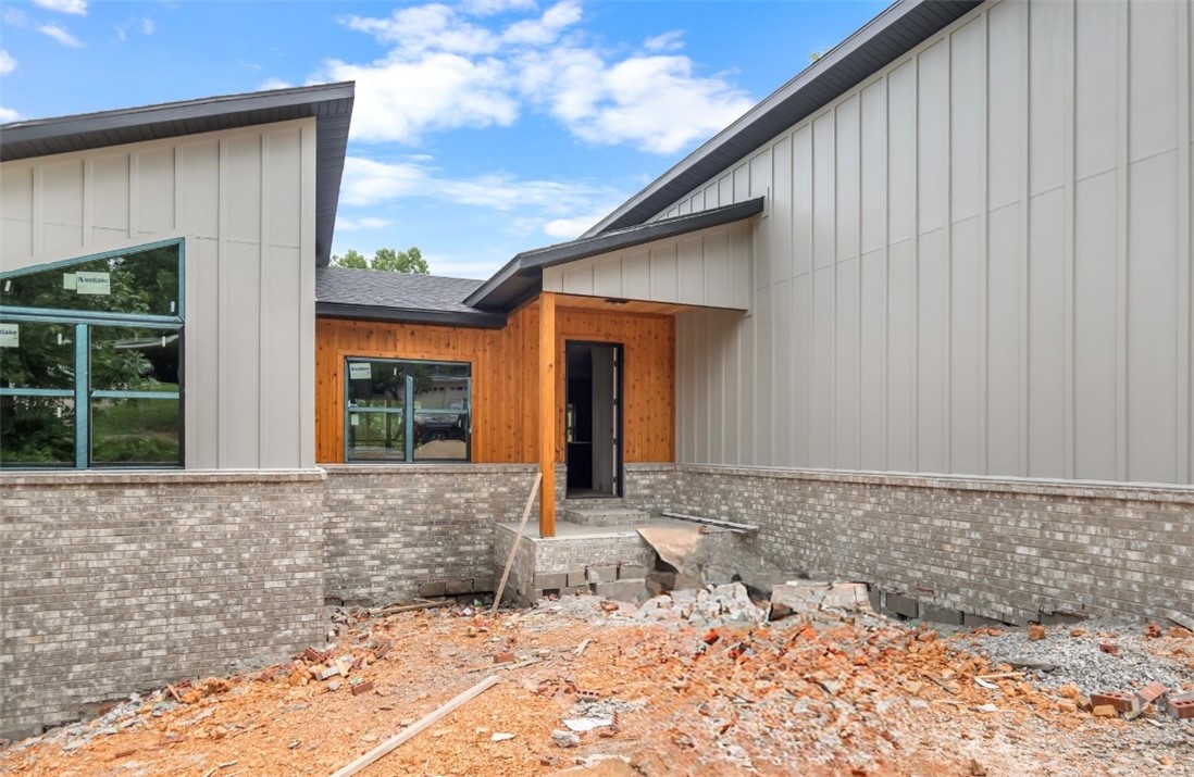 AVONDALE SUB 2-BVV - Residential
