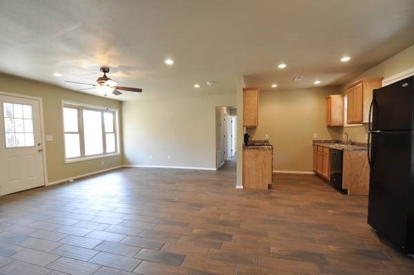 Na - Residential Lease