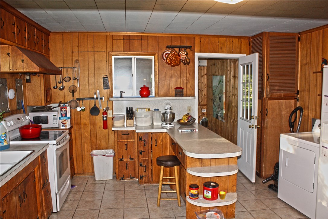 Elkins Outlots - Residential