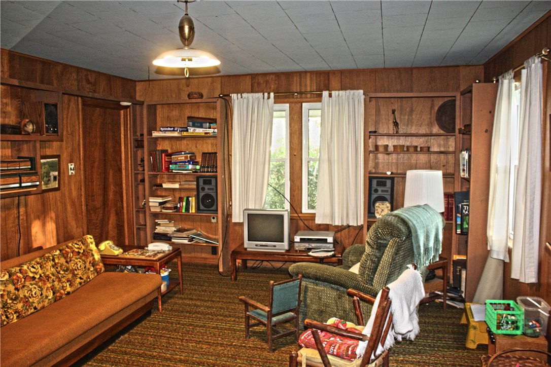 Elkins Outlots - Residential