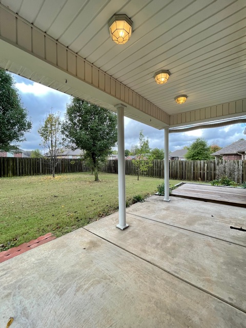 Crofton Manor Sub - Residential Lease