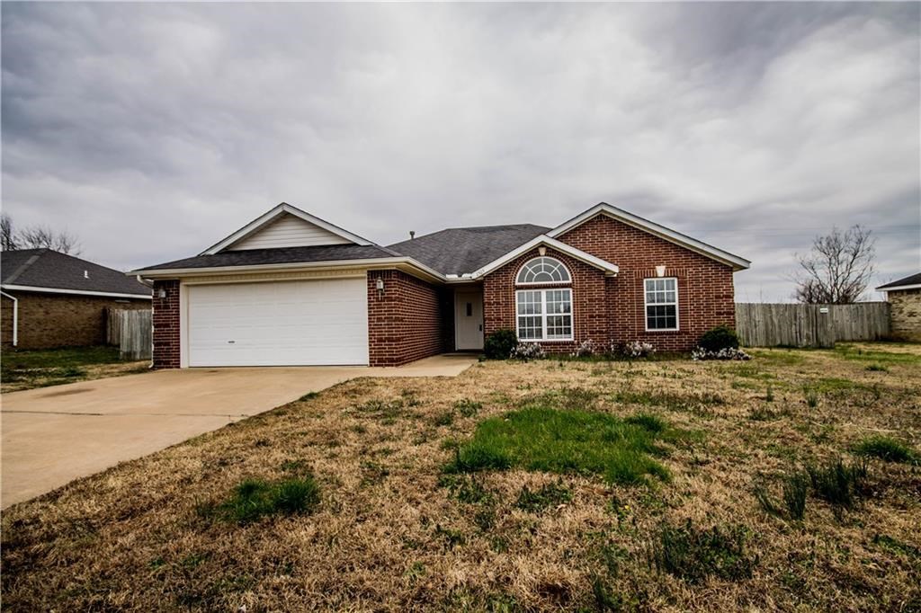 Nice 3 bedroom 2 bath home in Bentonville. Split bedroom plan, eat-in-kitchen, new paint, fenced yard, fireplace and 2 car garage. Ready to move in