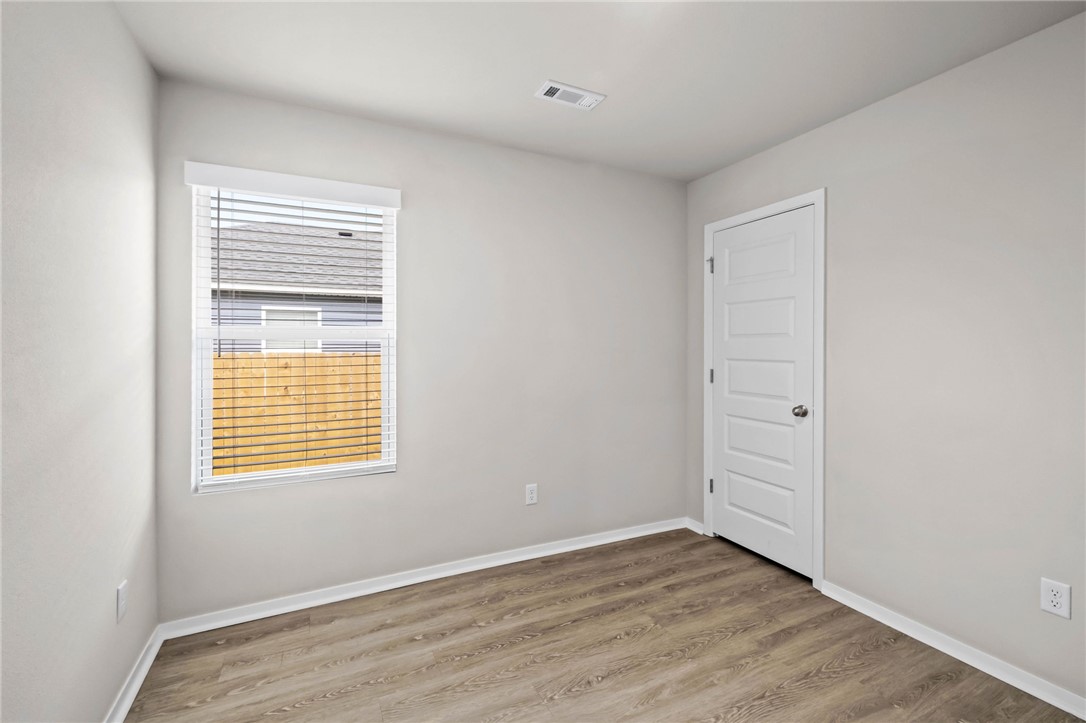 Riverside Village Sub Ph 21 - Residential Lease
