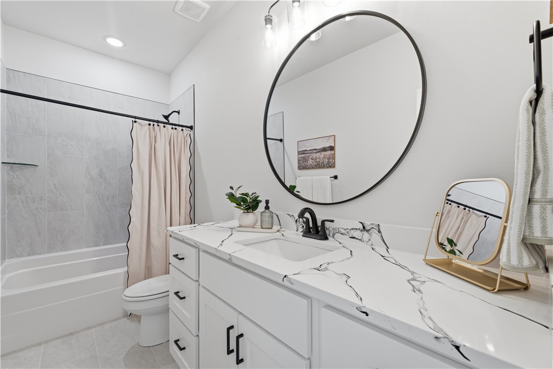 MAPLE ESTATES PH III-CENTERTON - Residential