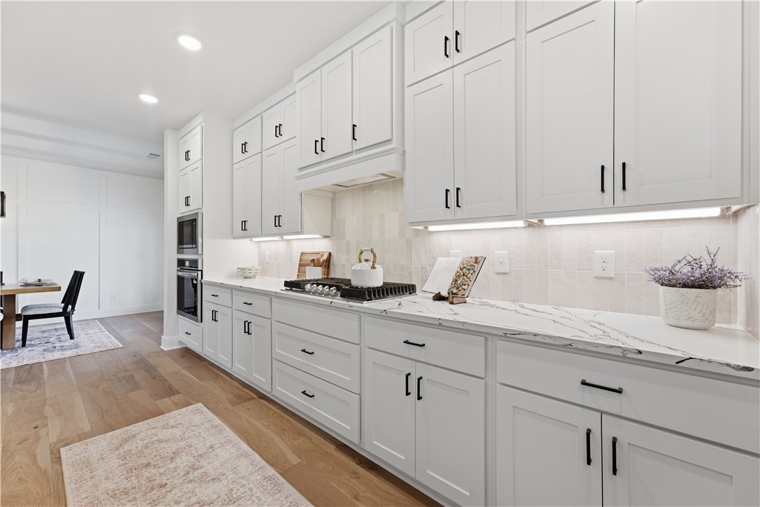 MAPLE ESTATES PH III-CENTERTON - Residential
