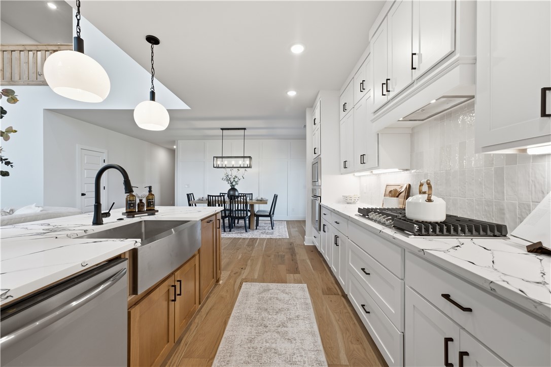 MAPLE ESTATES PH III-CENTERTON - Residential