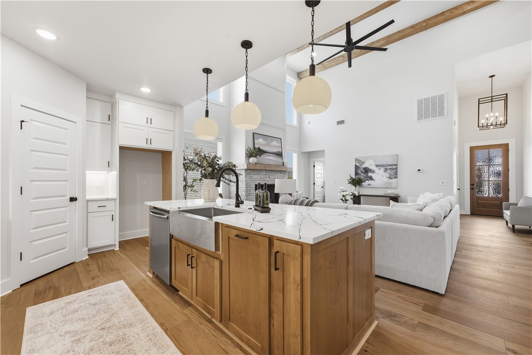 MAPLE ESTATES PH III-CENTERTON - Residential