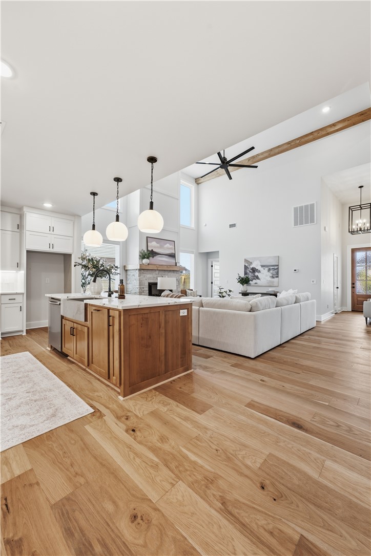 MAPLE ESTATES PH III-CENTERTON - Residential