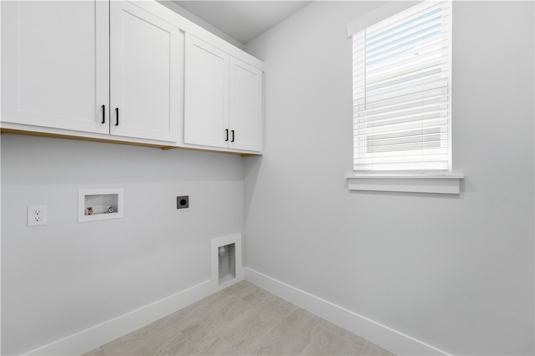 MAPLE ESTATES PH III-CENTERTON - Residential