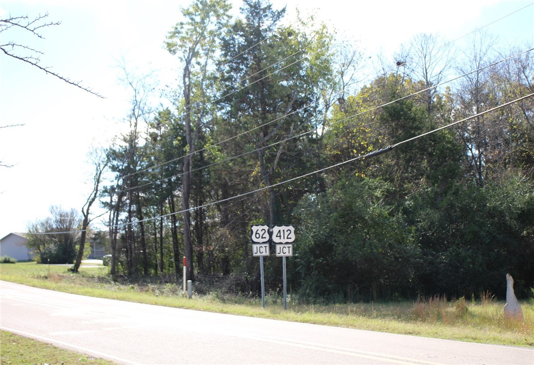 Breeze Hills Acres - Land