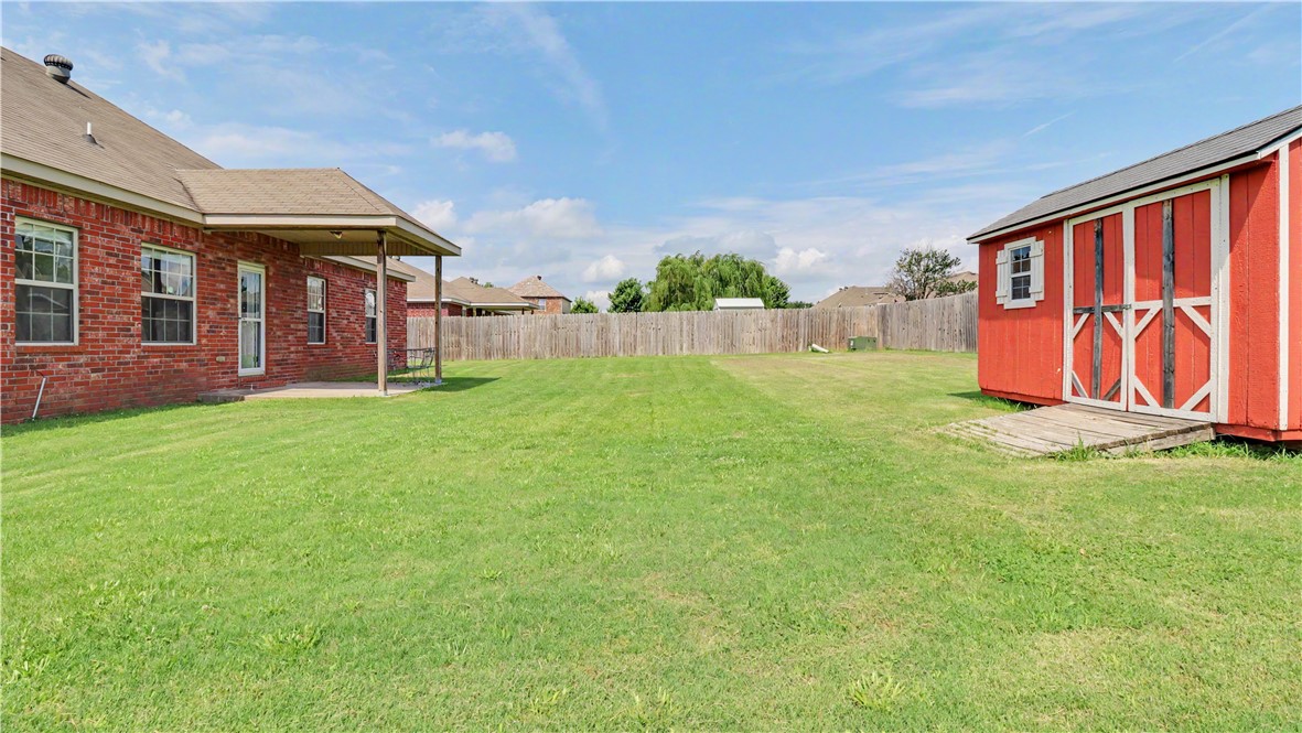 LAKEWOOD CROSSING SUB PH 1-ROGERS - Residential