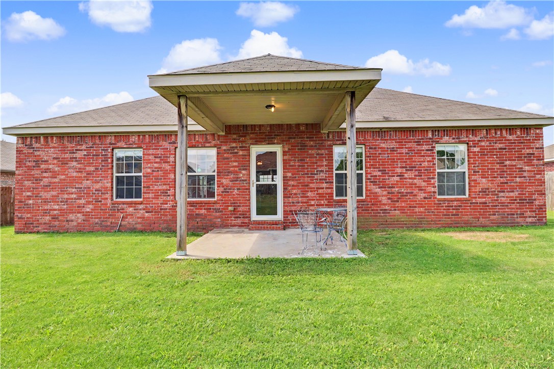 LAKEWOOD CROSSING SUB PH 1-ROGERS - Residential