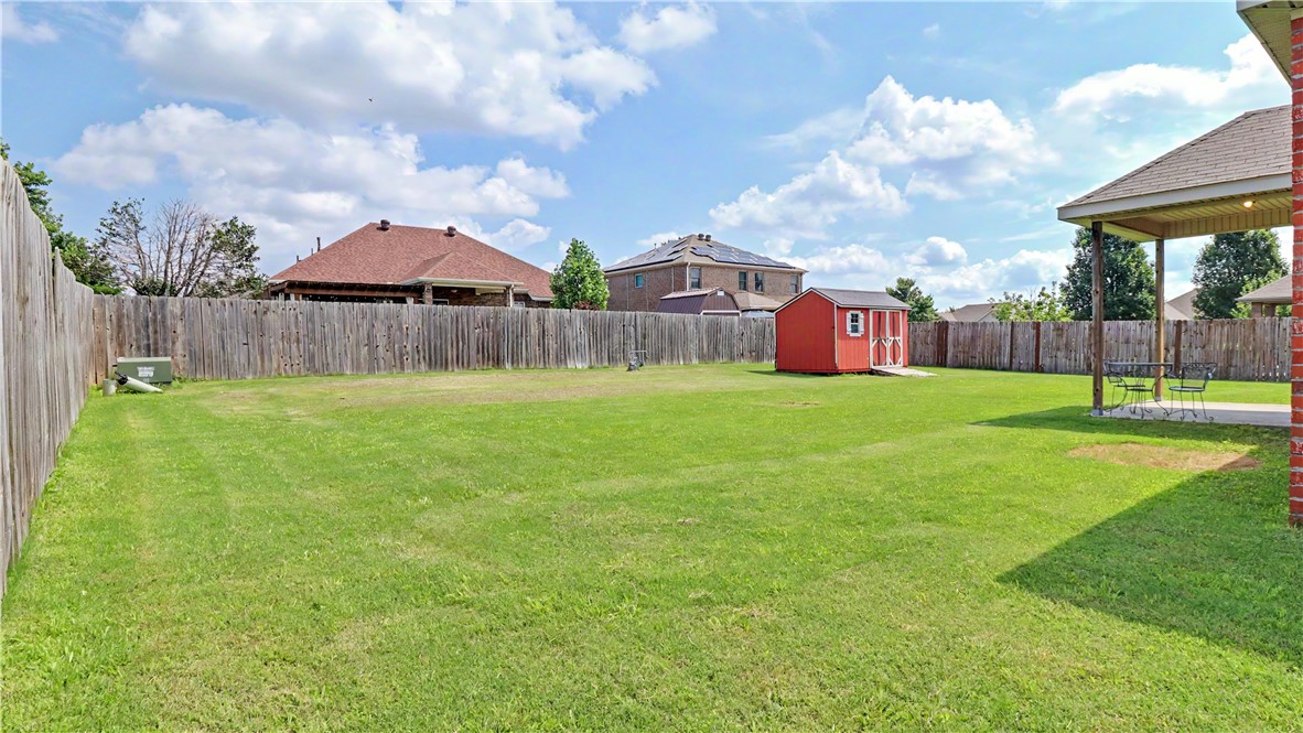 LAKEWOOD CROSSING SUB PH 1-ROGERS - Residential