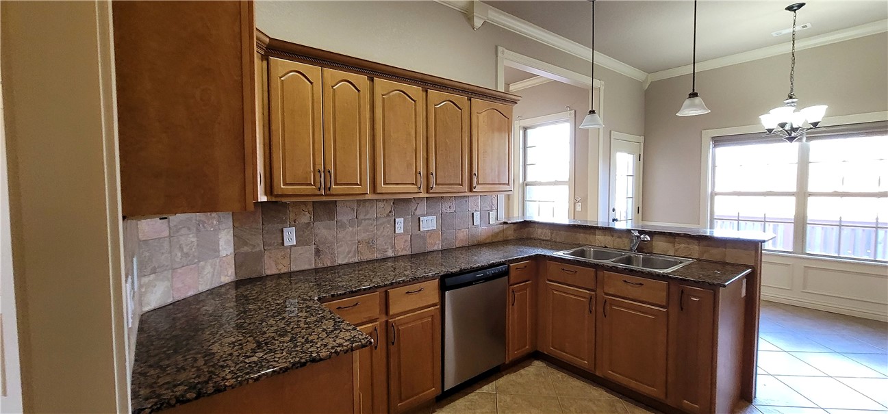 Hearthstone Sub Ph Ii Rogers - Residential Lease