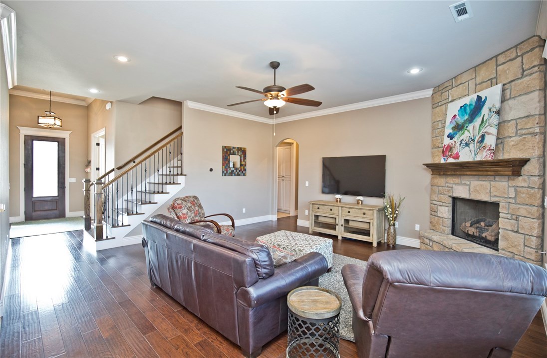 Woods Creek - Residential