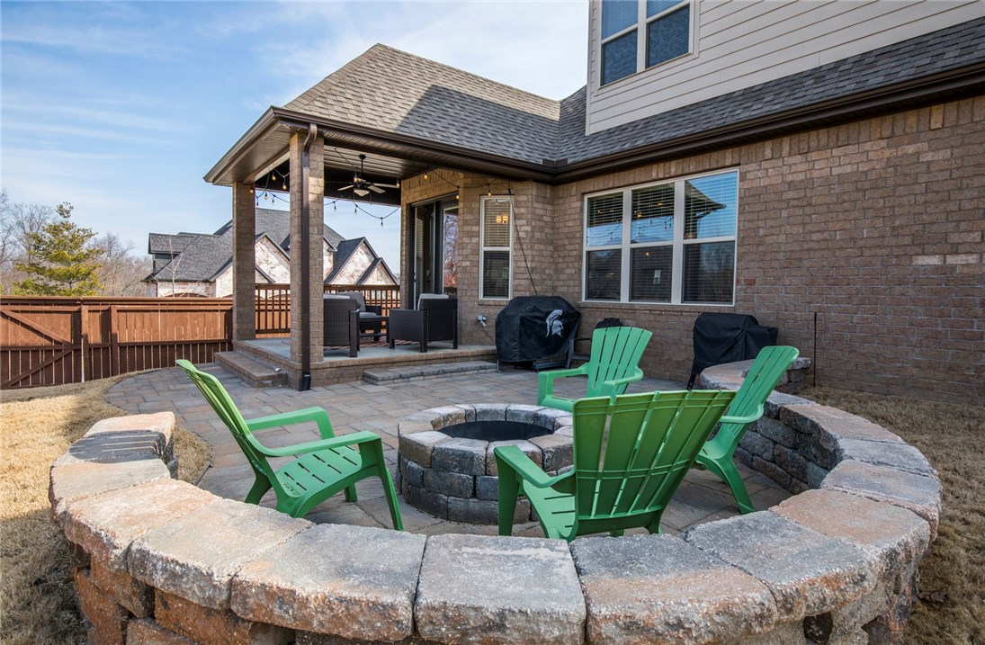 Woods Creek - Residential