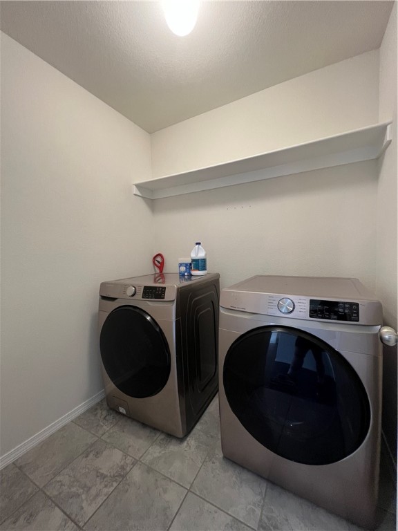 Lakewood Crossing - Residential Lease