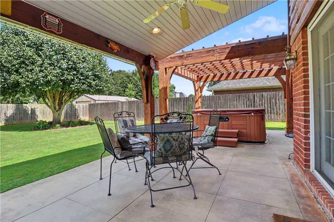 Highland Knolls Ph 1 Rogers - Residential