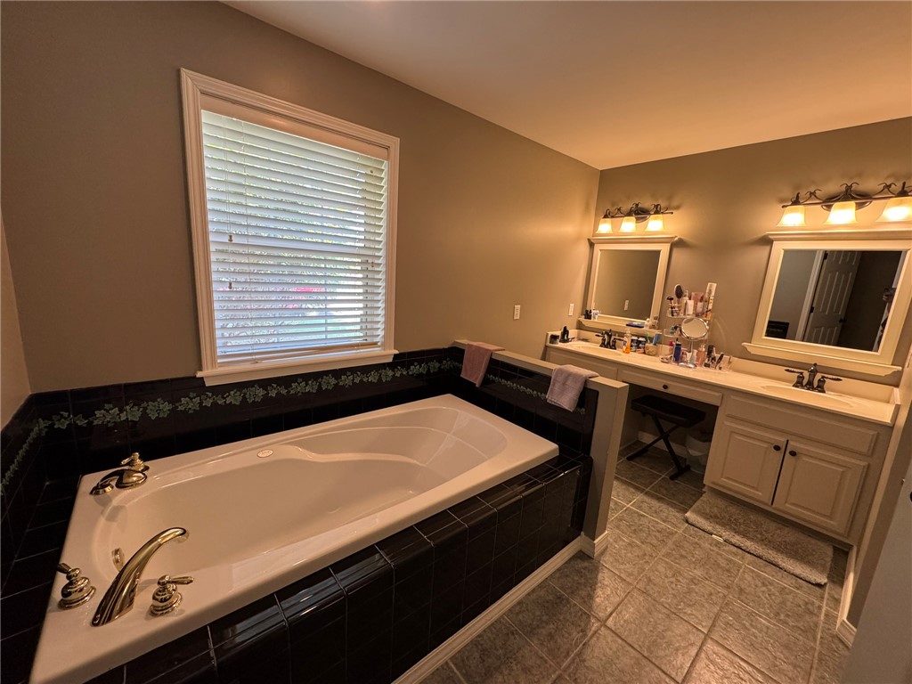 Brookside Est Phse 1,2&3 - Residential