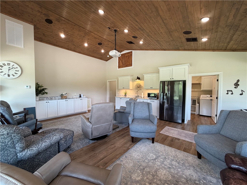 na - Residential