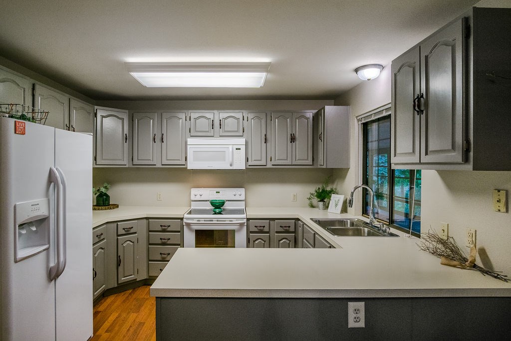 Radnor Sub Bvv - Residential Lease