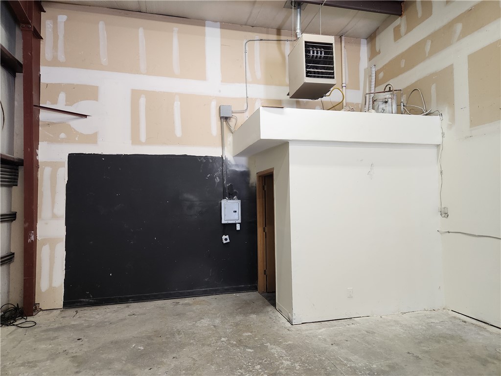 Industrial Park #2 - Commercial Lease