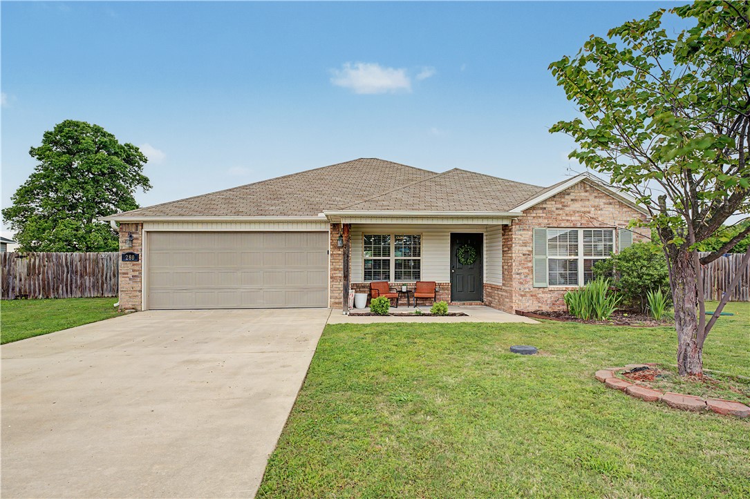 Welcome home to this charming 4-bedroom, 2-bathroom gem situated in a fantastic location! Tucked away on a quiet cul-de-sac, this property offers the perfect blend of neighborhood charm and rural serenity, as it backs directly up to beautiful farmland. 

The home features a functional split floor plan for maximum privacy. Enjoy your morning coffee in the eat in kitchen, which has been recently upgraded with a new refrigerator, oven and microwave, plus a pantry and dishwasher for ultimate convenience. A convenient 4th room on the front of the house is a flexible space for guests, office work, playroom, etc. 

Step outside to the large, fully fenced backyard to enjoy peaceful views of the countryside, (complete with neighboring cows!), the ideal spot for relaxing or entertaining. 

Homes with this view and location go fast - Schedule your tour today!