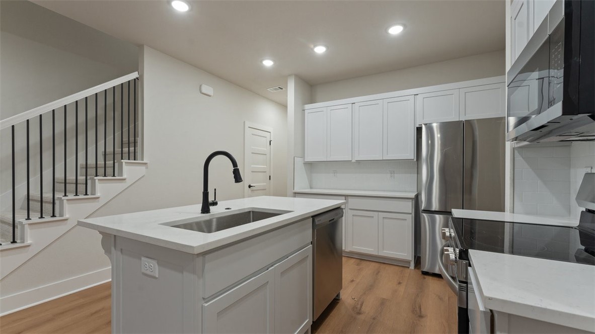 CRYSTAL COVE PH I - Residential