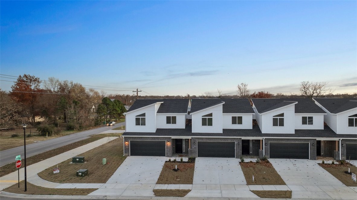 CRYSTAL COVE PH I - Residential