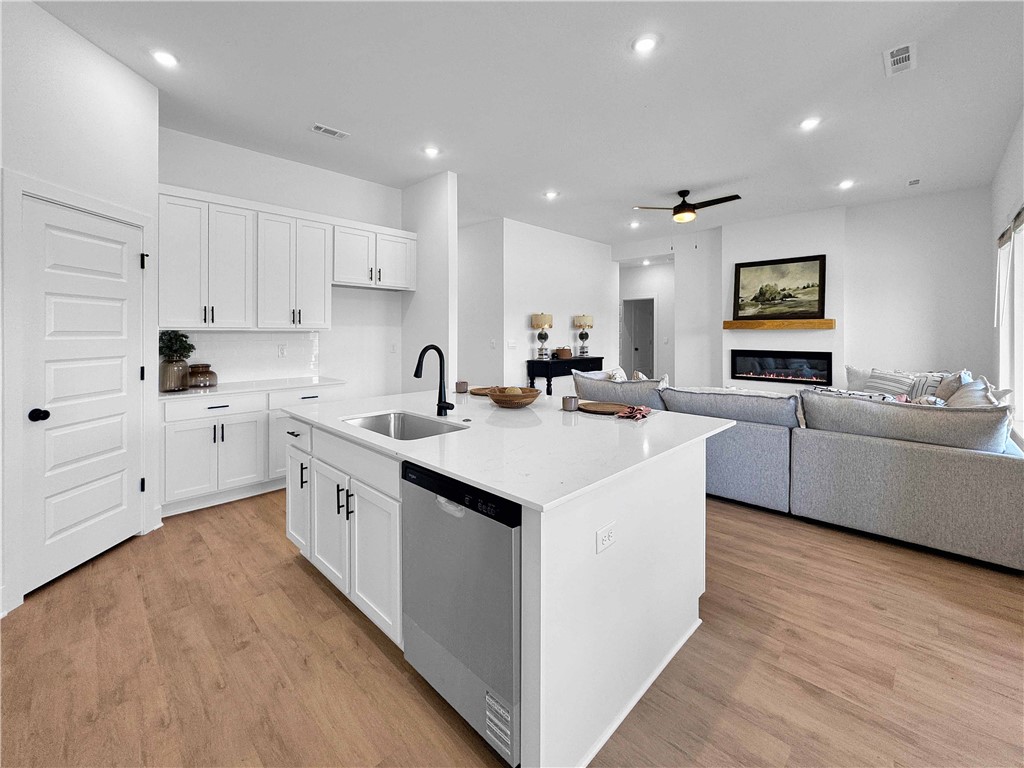 Noah's Landing - Residential