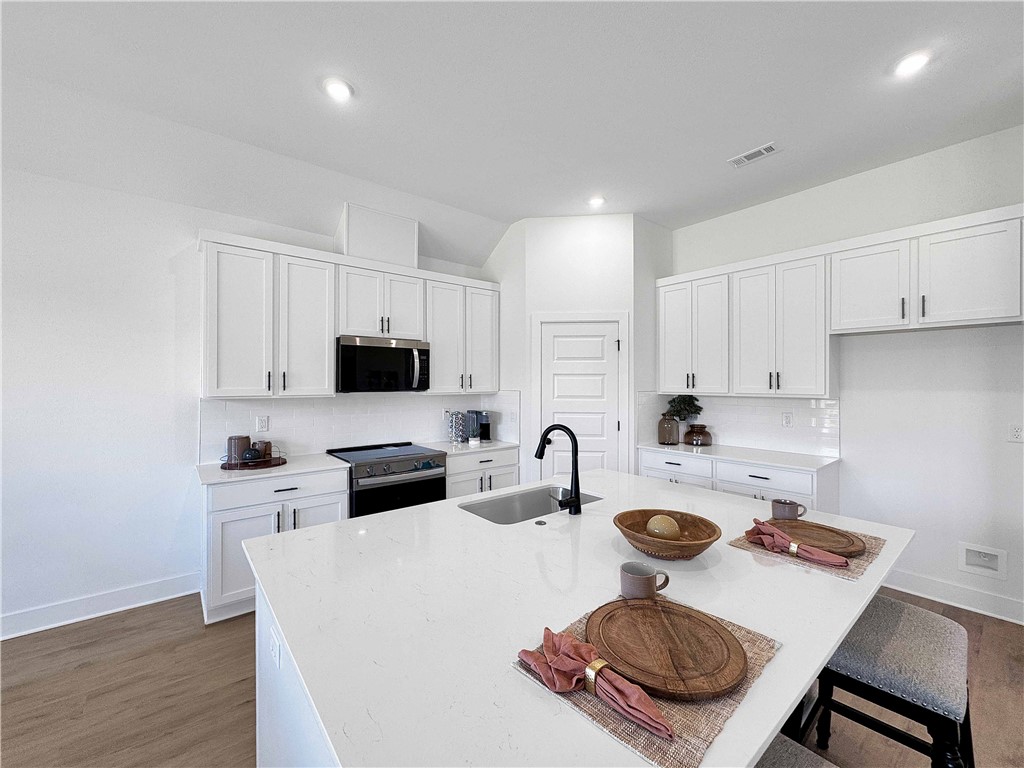 Noah's Landing - Residential