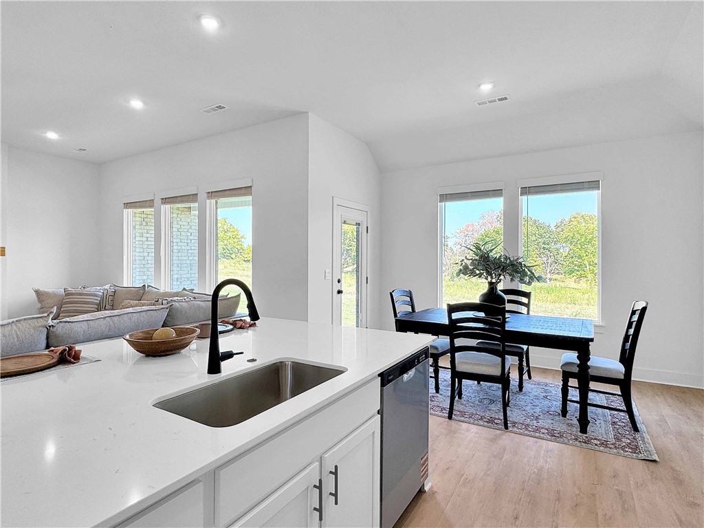 Noah's Landing - Residential