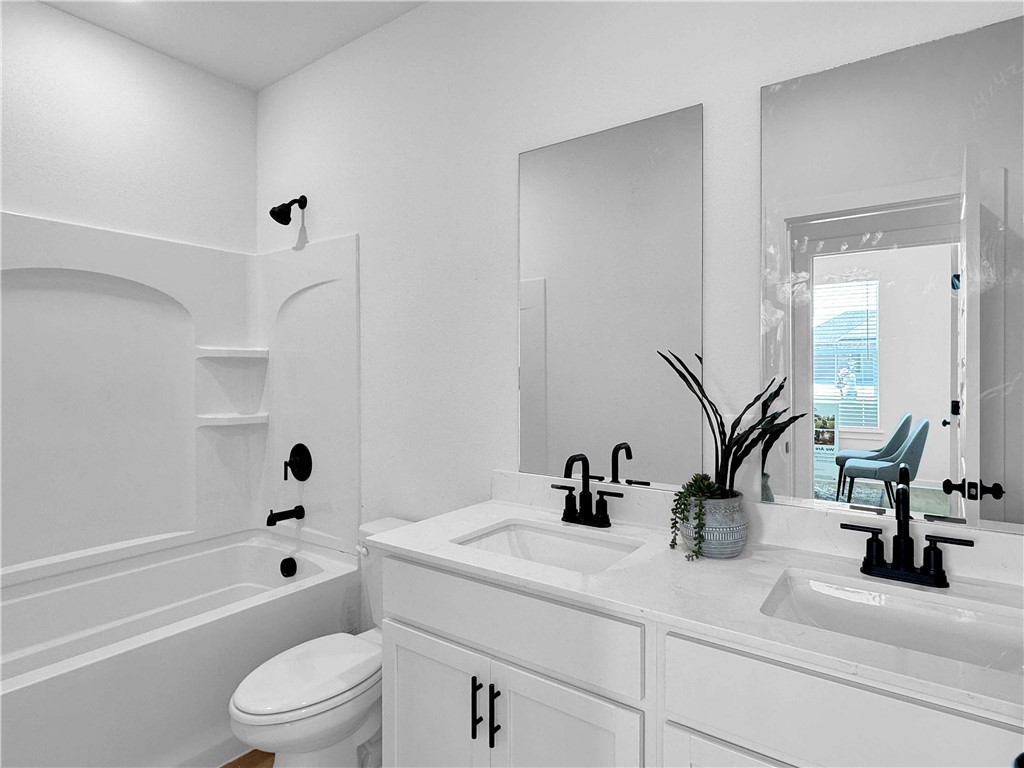 Noah's Landing - Residential