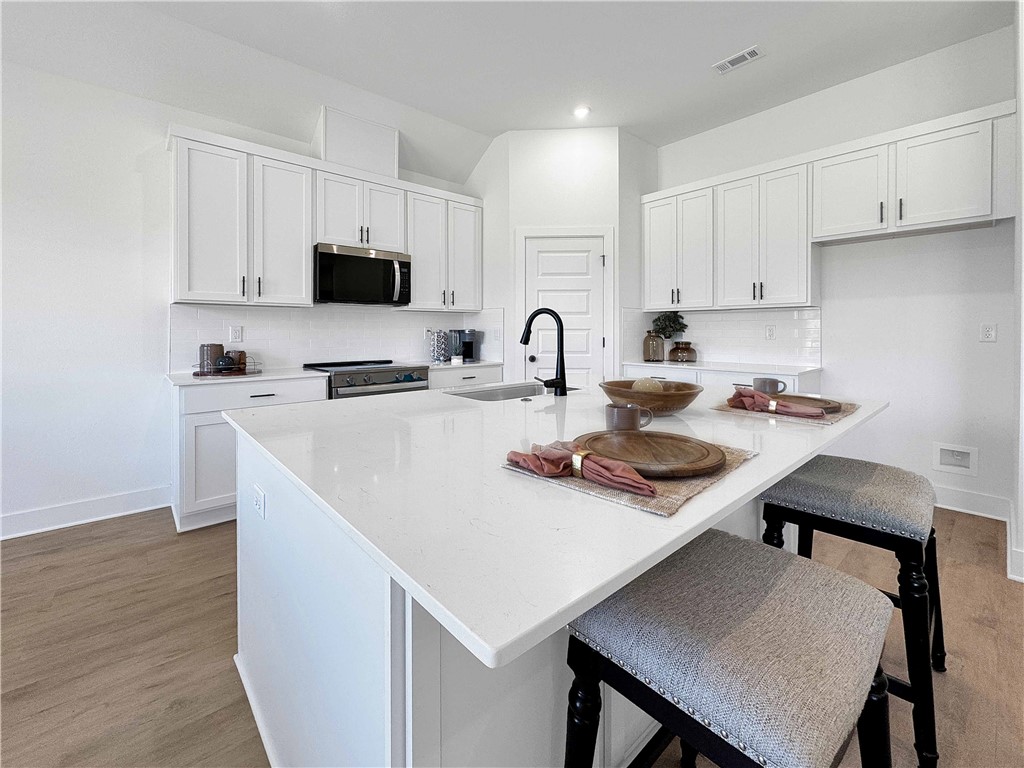 Noah's Landing - Residential