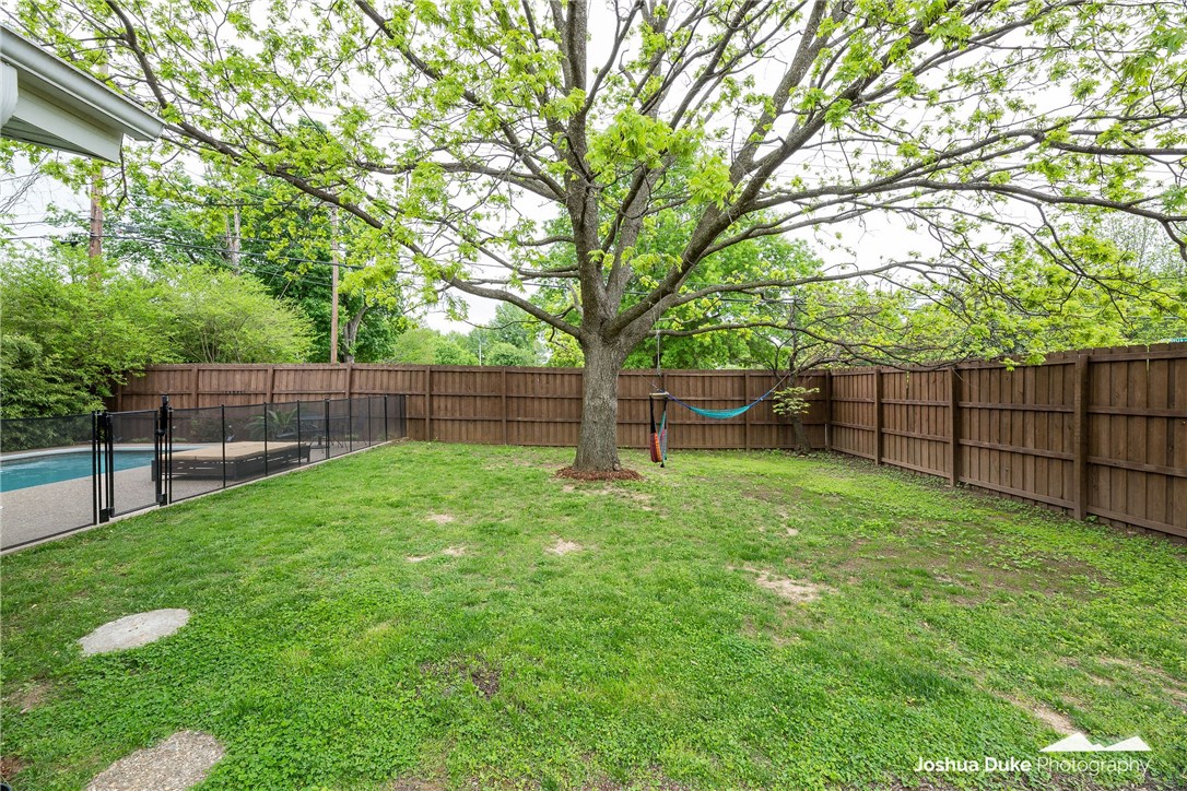 Maple Crest Add - Residential