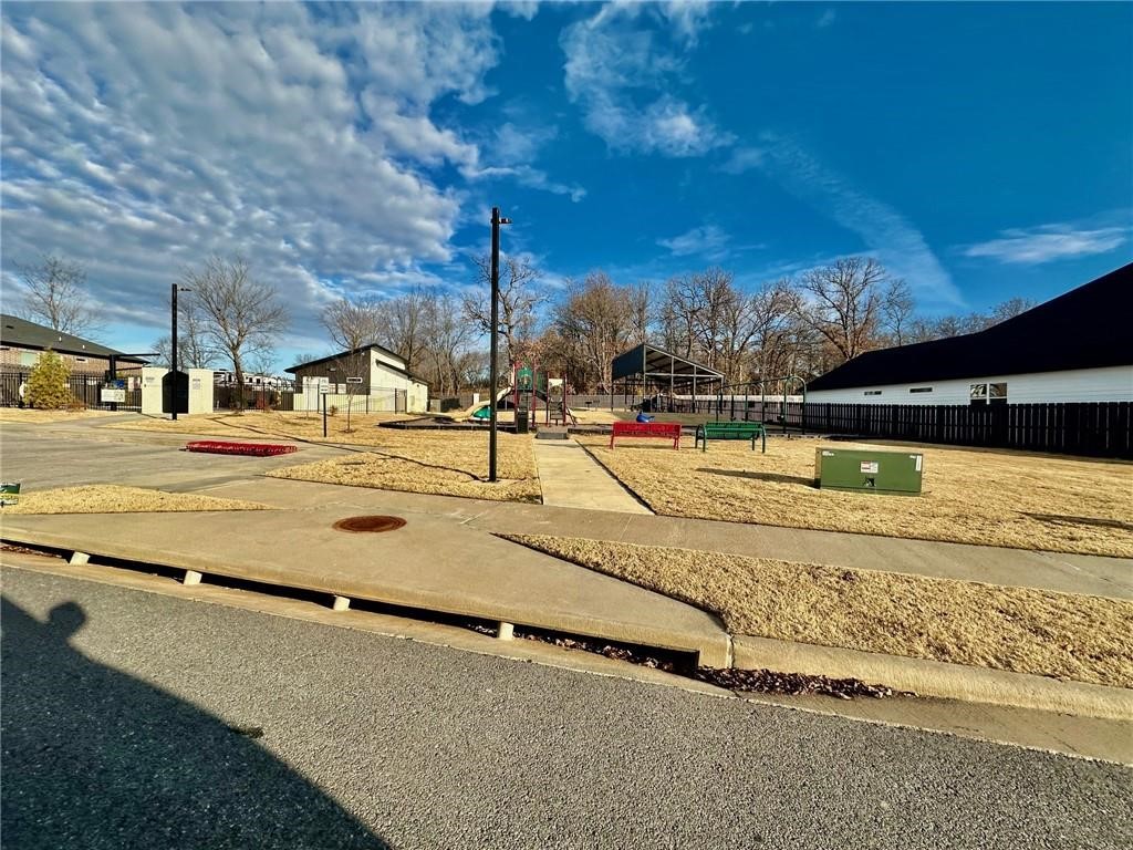 Westridge Village Sub Centerton - Residential Lease