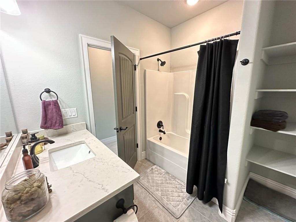 Westridge Village Sub Centerton - Residential Lease