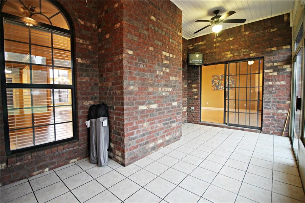 Willowbend Sub Bentonville - Residential Lease